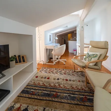 Bairro Alto Tiny By Homing Апартаменти Лісабон