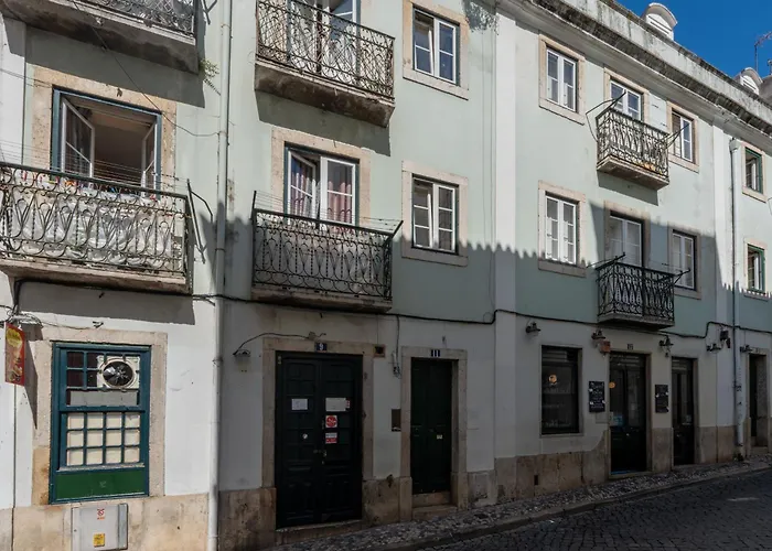 شقة Bairro Alto Tiny By Homing